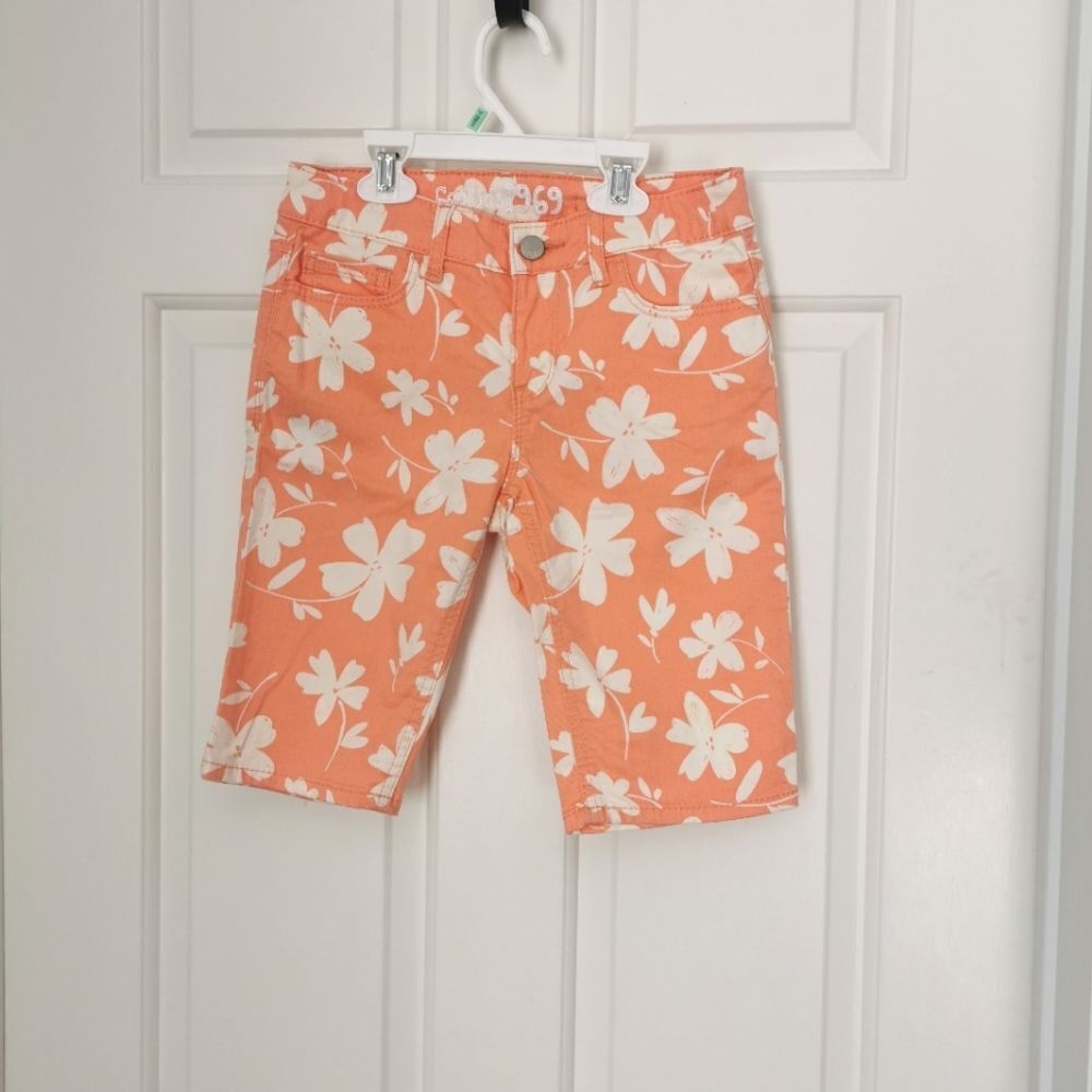 2/$30 Gap girls Bermuda shorts size 10